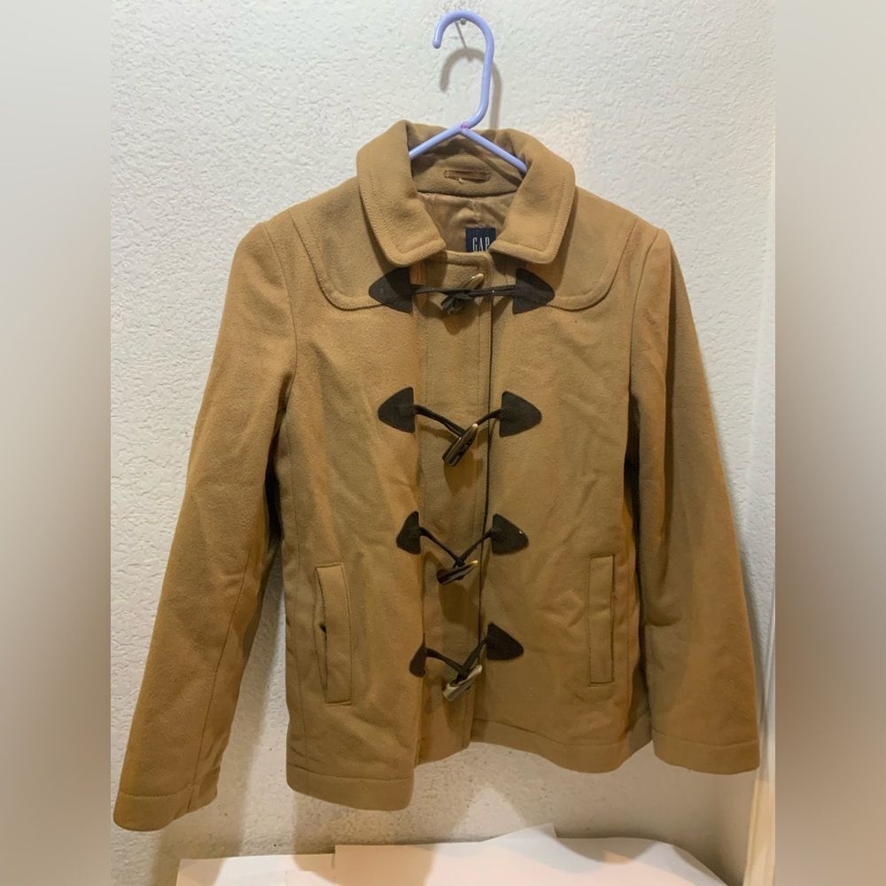 Gap winter coat wool blend size XS toggle buttons